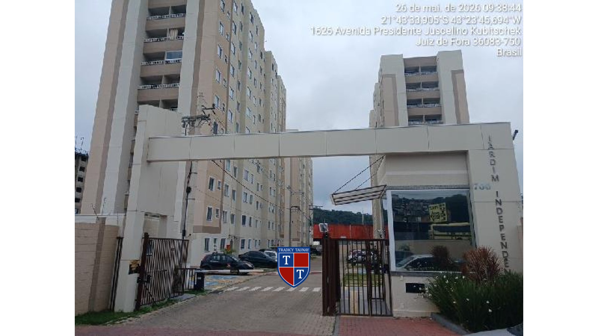 APARTAMENTO em INDUSTRIAL
