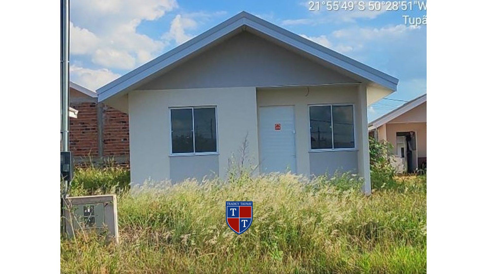 CASA em CONJUNTO HABITACIONAL ANTONIO PEREIRA GA