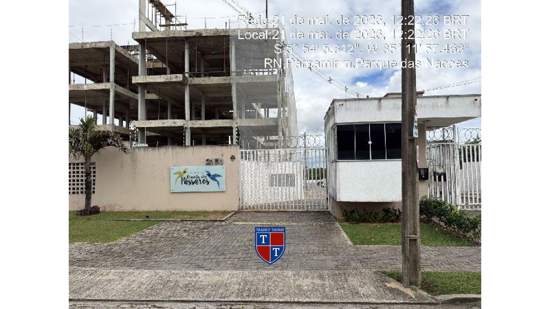 APARTAMENTO em PARQUE DO JIQUI