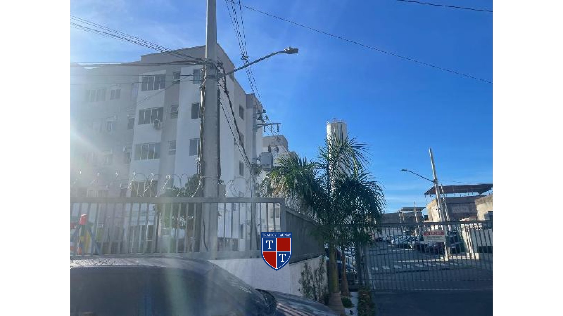 APARTAMENTO em PARQUE COLUMBIA