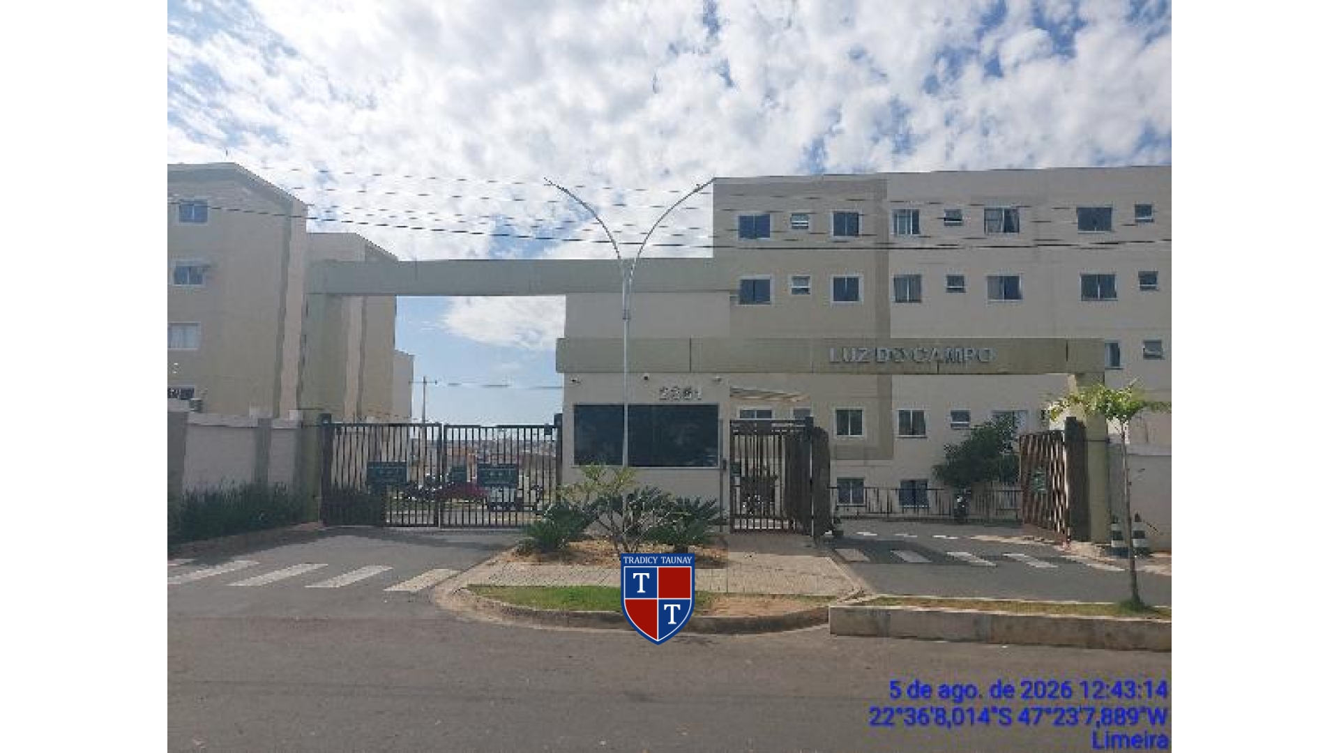 APARTAMENTO em FAZENDA DUAS BARRAS