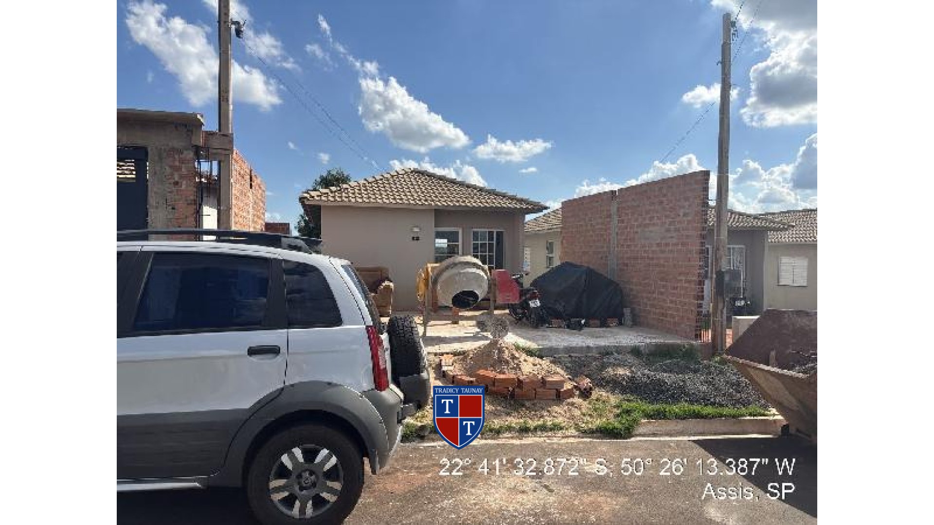 CASA em RESIDENCIAL BELLA VISTA II