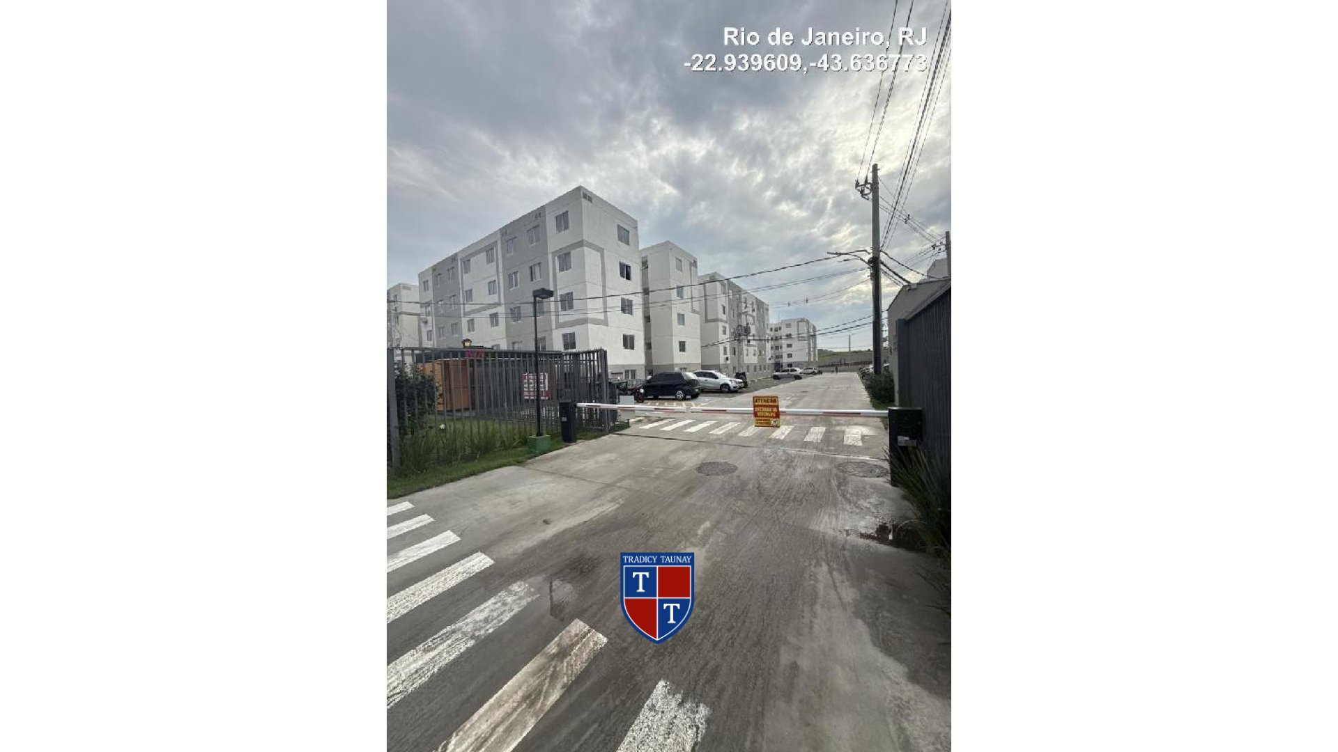 APARTAMENTO em SANTA CRUZ