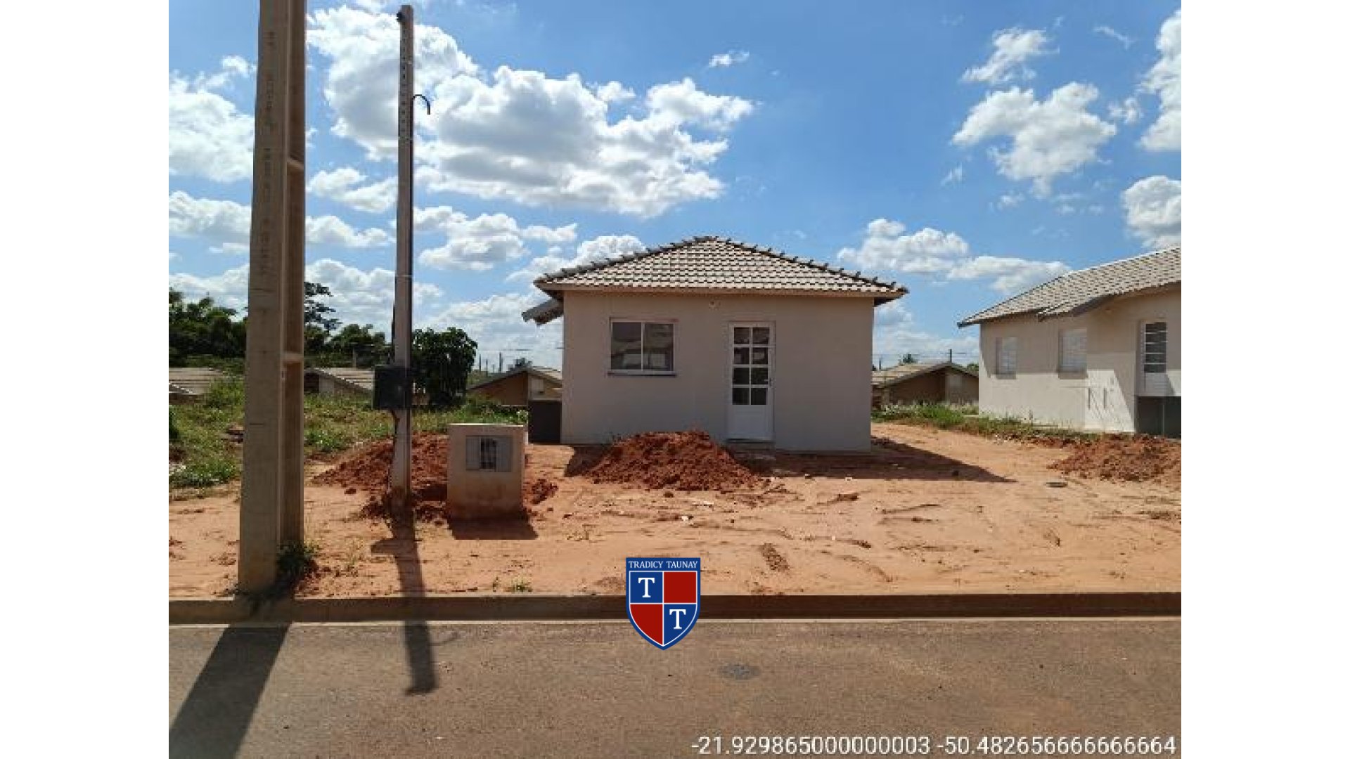 CASA em JARDIM TUPI