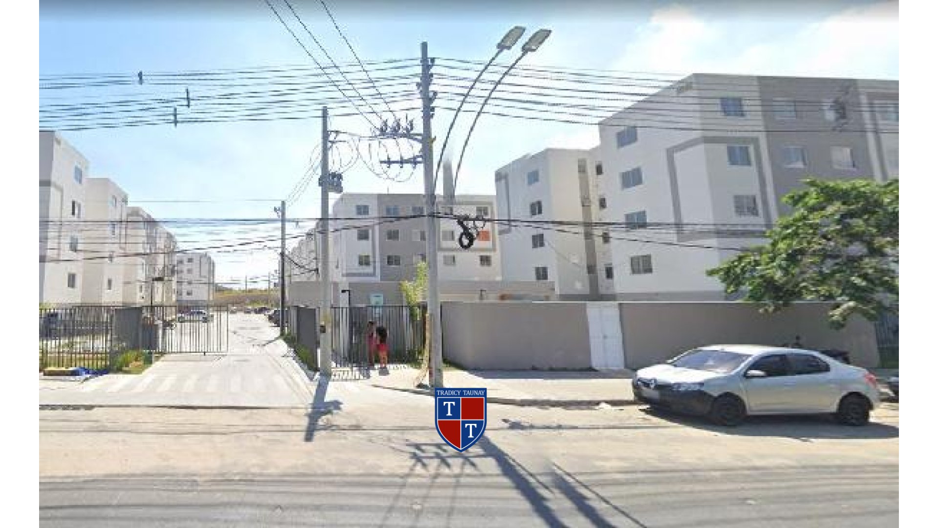 APARTAMENTO em SANTA CRUZ