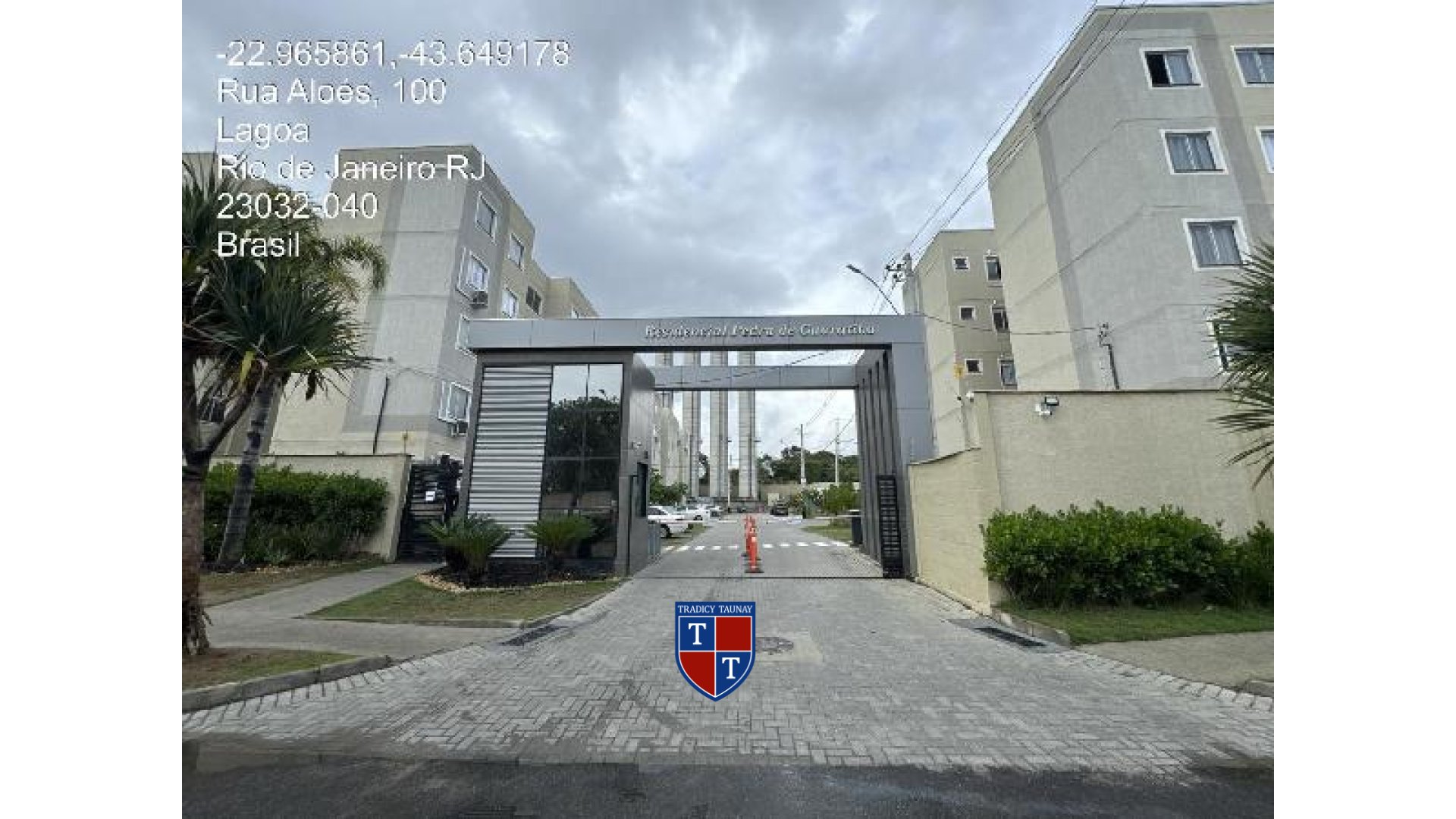 APARTAMENTO em GUARATIBA