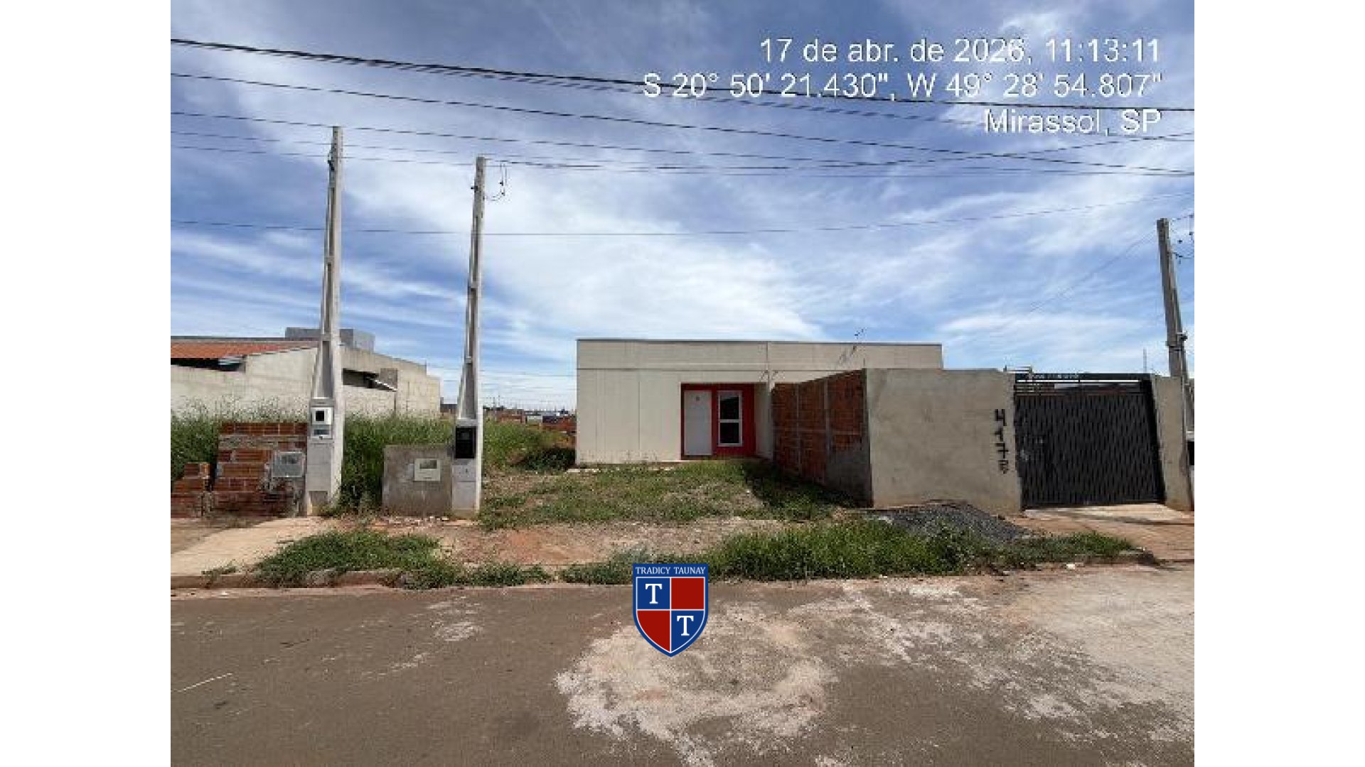 CASA em JARDIM GIRASSOL