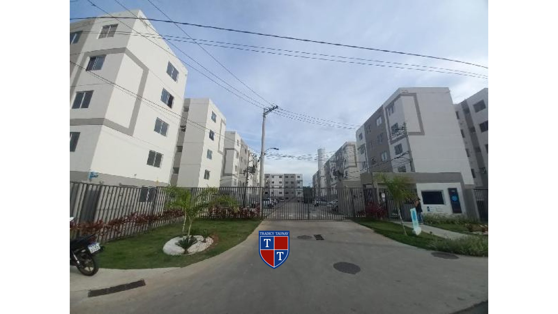 APARTAMENTO em GUARATIBA