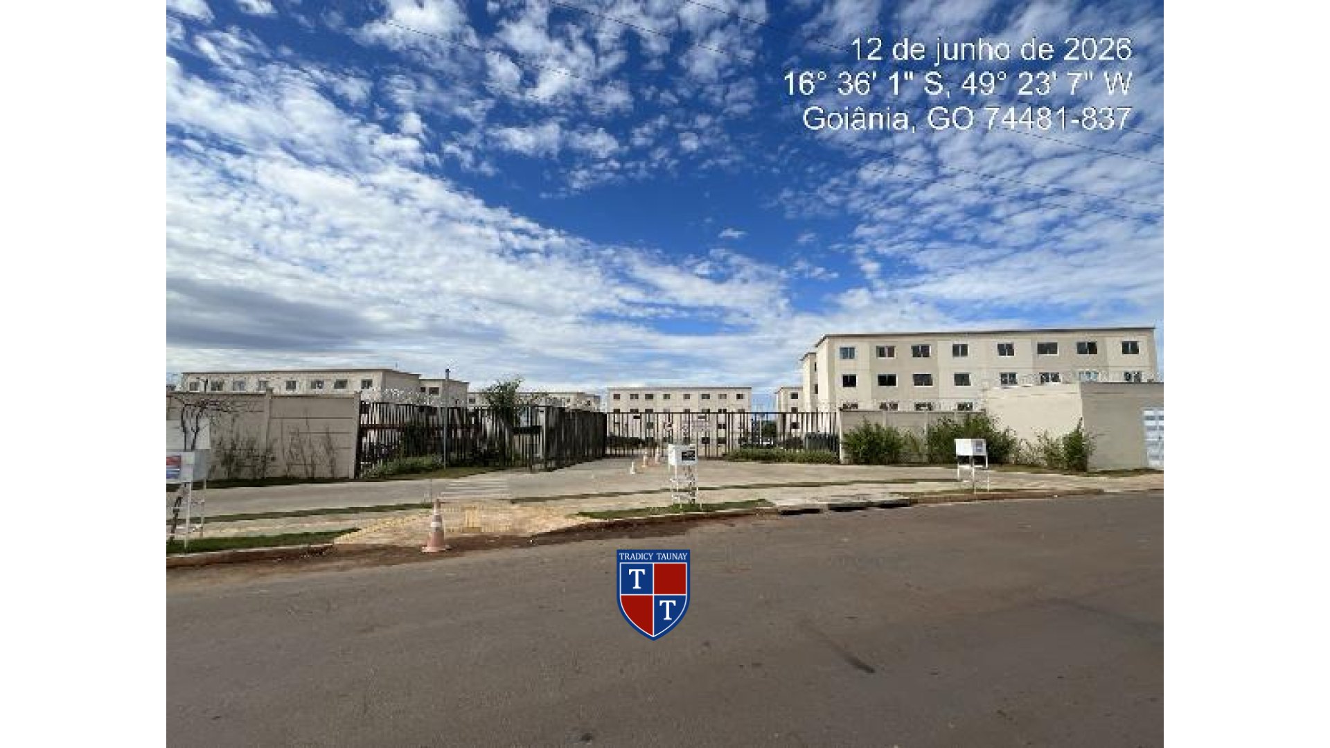 Foto 1 de APARTAMENTO em RESIDENCIAL FLORES DO CERRADO, GOIANIA/GO - Imóvel Retomado CAIXA Ref 8787721041390