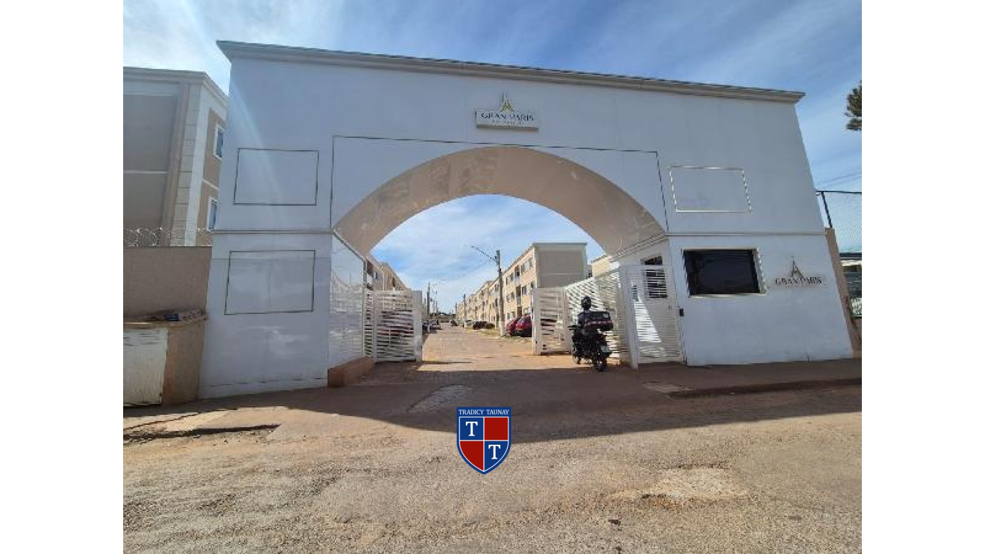 APARTAMENTO em CHACARAS BRASIL