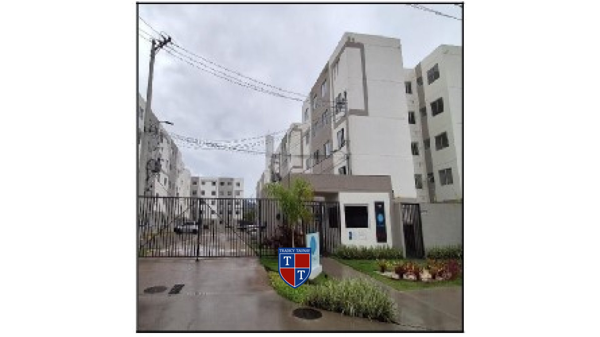 APARTAMENTO em GUARATIBA