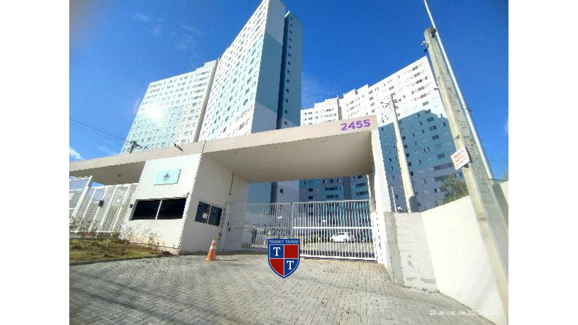 APARTAMENTO em VILA SAO PAULO
