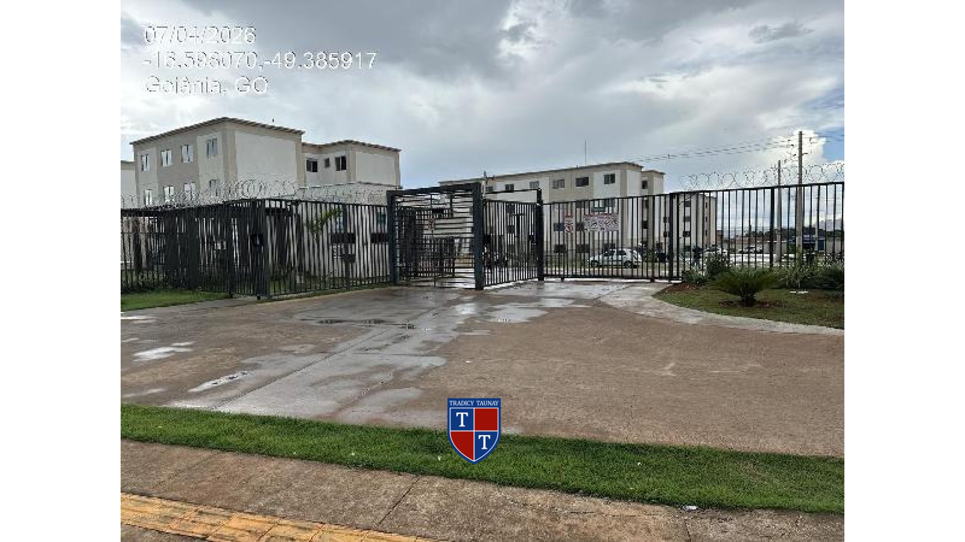 Foto 1 de APARTAMENTO em RESIDENCIAL FLORES DO CERRADO, GOIANIA/GO - Imóvel Retomado CAIXA Ref 8787723170340