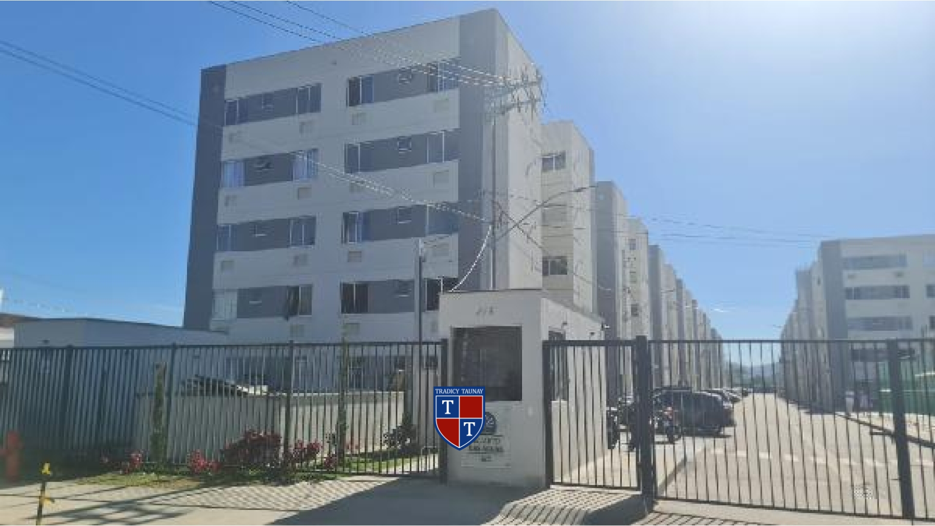 APARTAMENTO em SANTA CRUZ