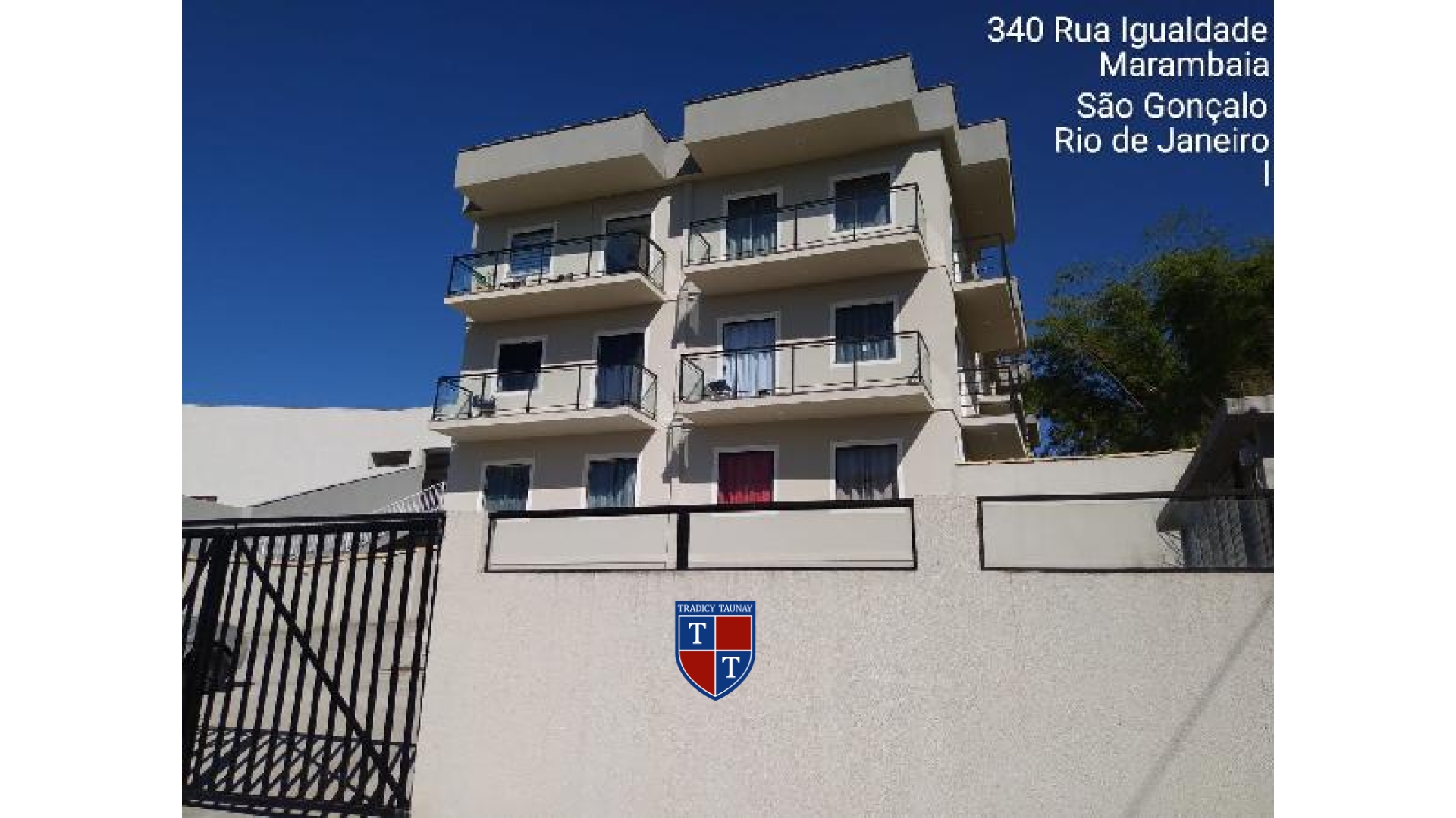 APARTAMENTO em MARAMBAIA